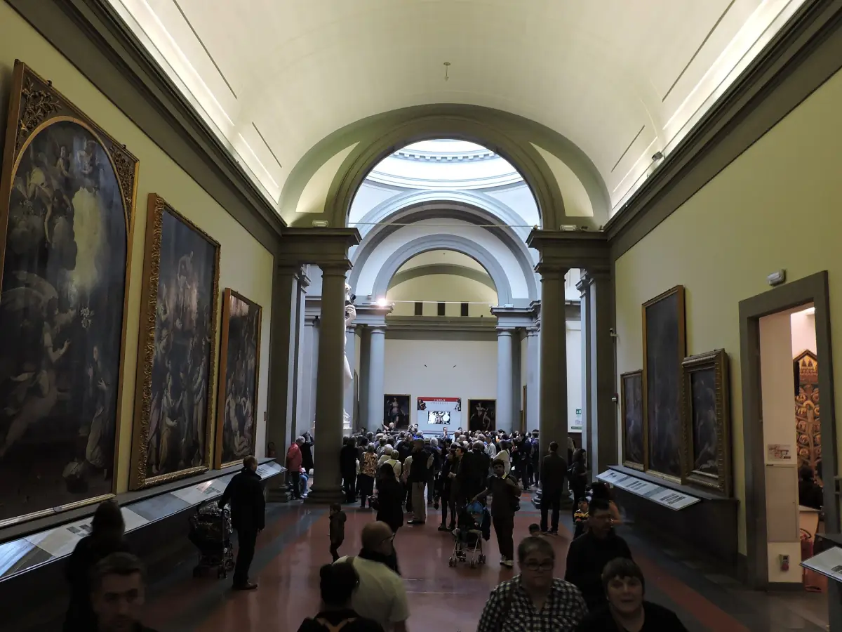 A hall of paintings in the Galleria dell'Accademia