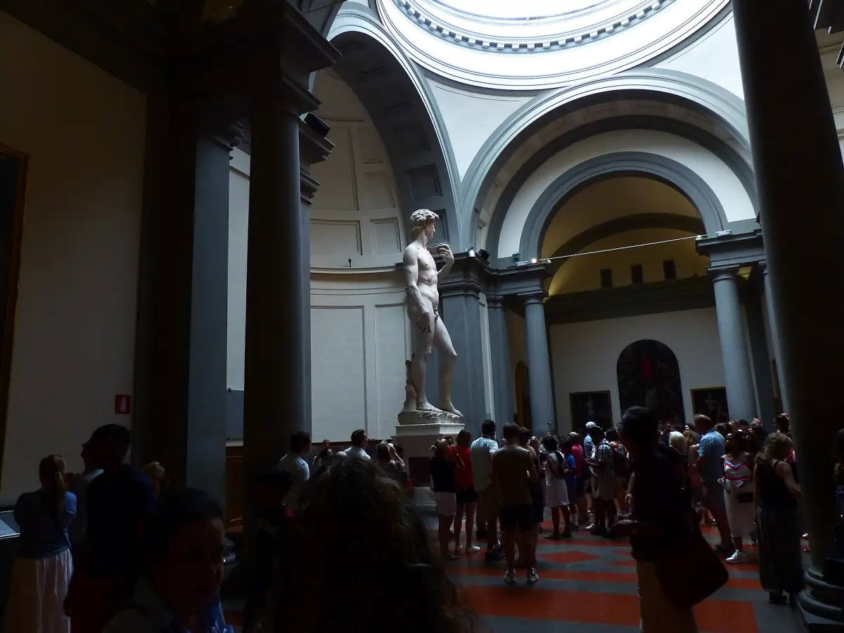 Visitors in the hall in front of the David